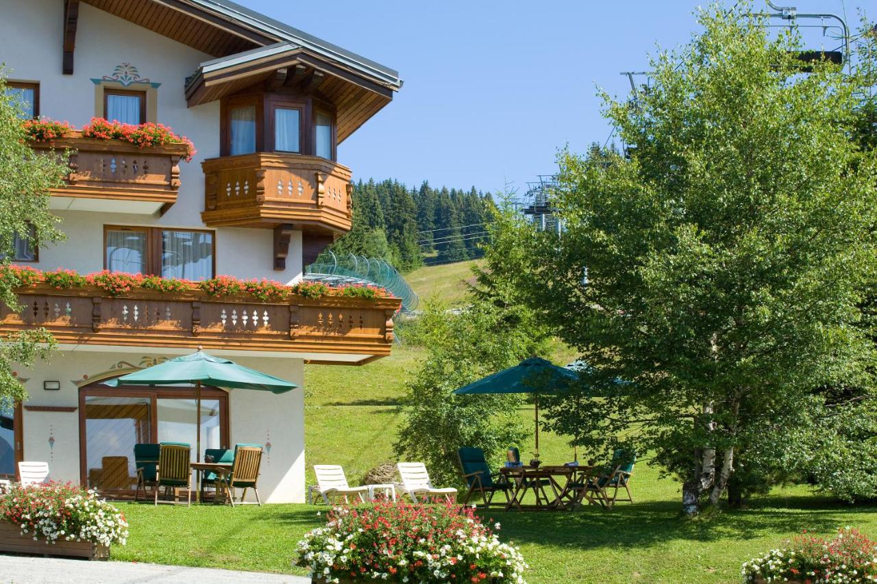 Le Calgary Hotel Les Saisies Exterior foto